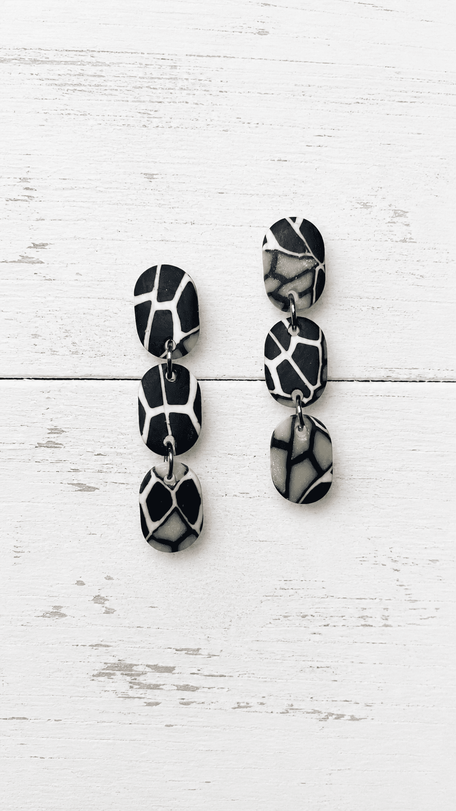 Lily Sal y Pimienta Earrings